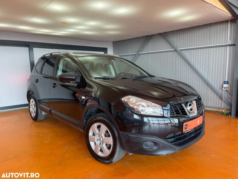 Nissan Qashqai+2